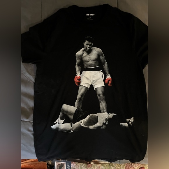 Graphic t-shirt - Picture 1 of 1